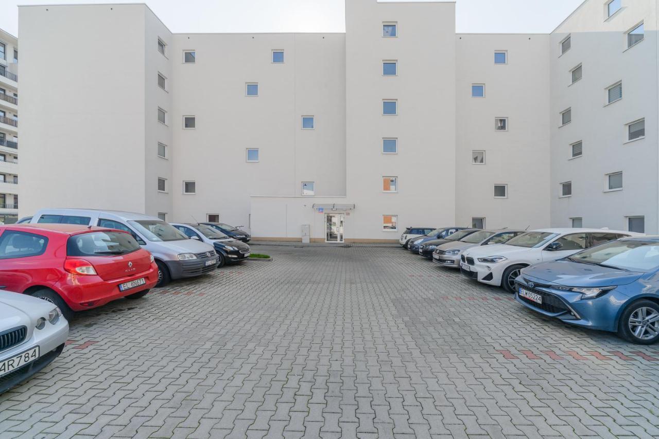 Lumina Luxury Apart On Wroblewskiego Street 罗兹 外观 照片